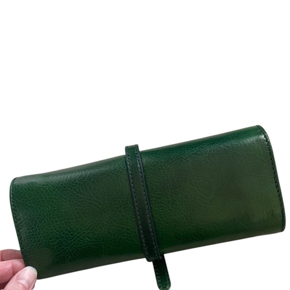 Time Resistance New Leather Green Jewelry Travel Case Madame Bovary Roll Bag - Picture 3 of 16